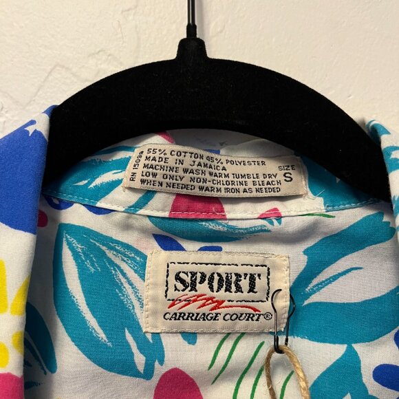 Sport Carriage Court Short Sleeve Hawaiian Shirt Small - Picture 3 of 4